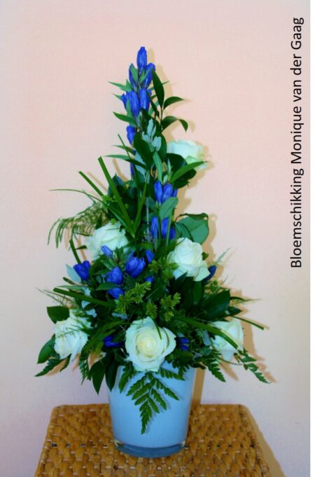 lit schikking in blauw wit eerste zomerdienst