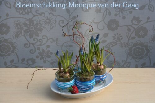 Blauwe en Witte Maria-Druifjes eerste zomerdienst
