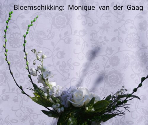 Halve Witte Maanschikking eerste zomerdienst