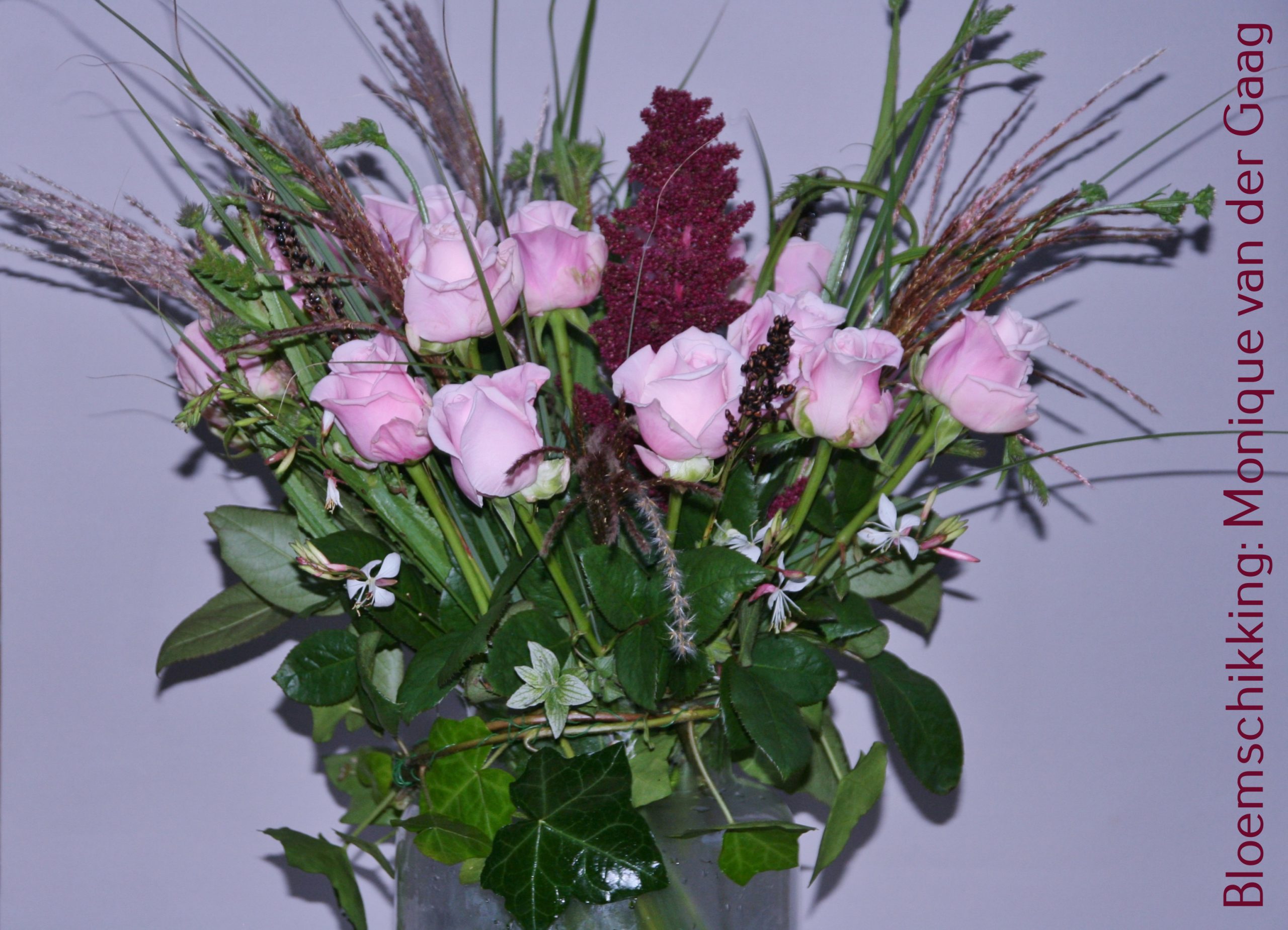 Roze rozen en Prachtkaars eerste zomerdienst